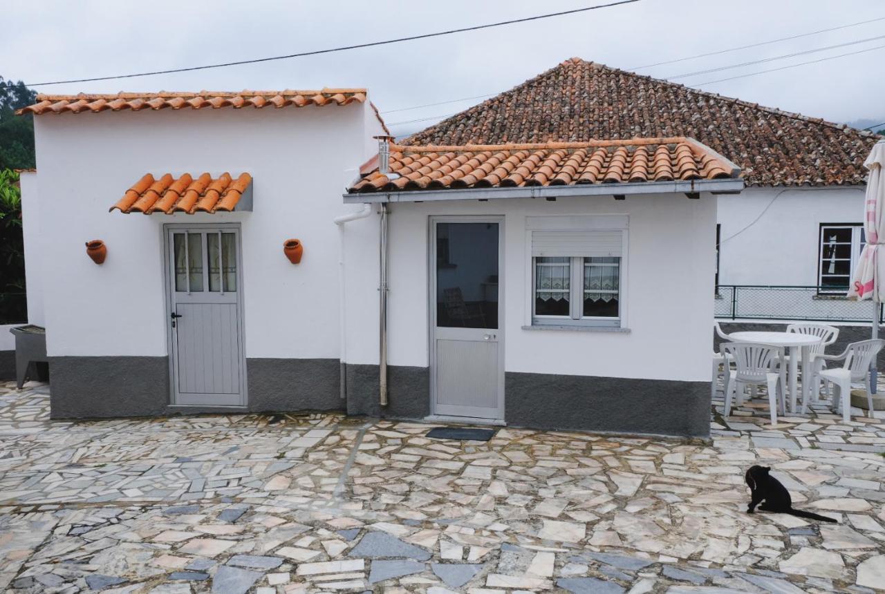 Casinha Da Eira Apartment Gois Luaran gambar